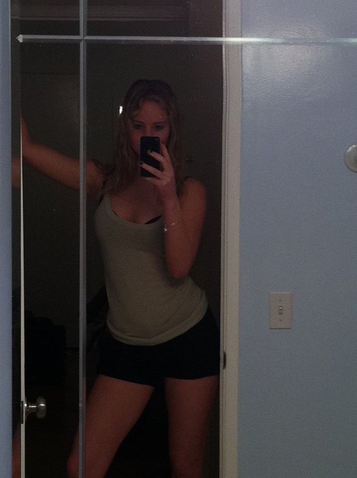 Голая Дженнифер Лоуренс