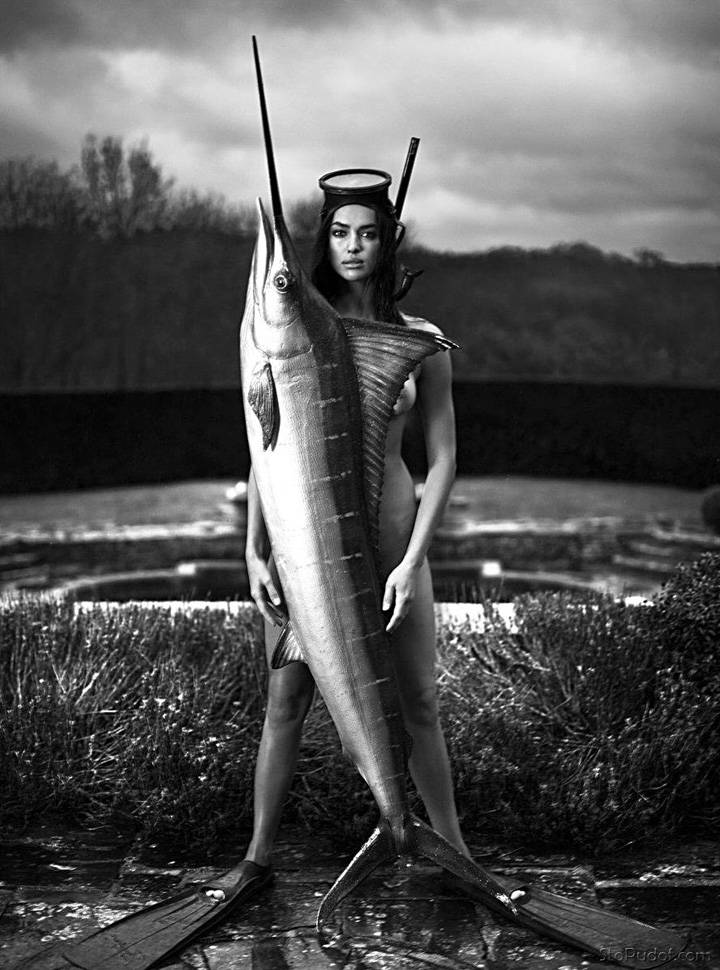 Голая Ирина Шейк