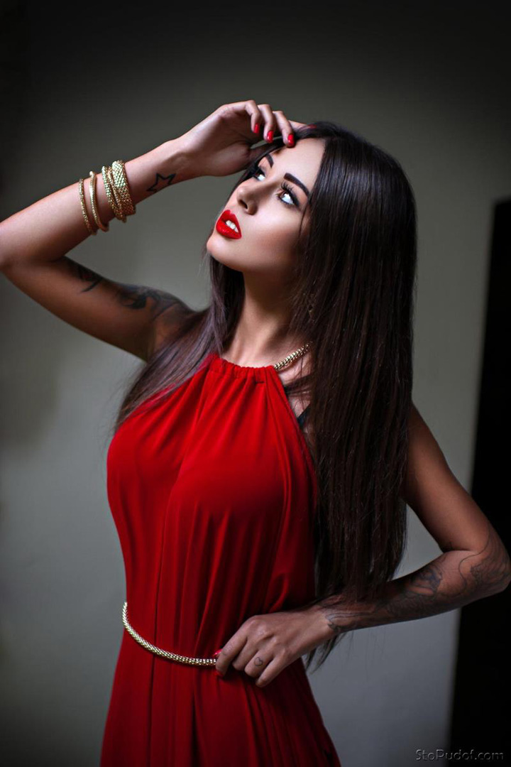 Голая Диана Мелисон