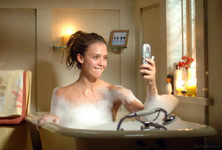 Раздетая Джессика Альба