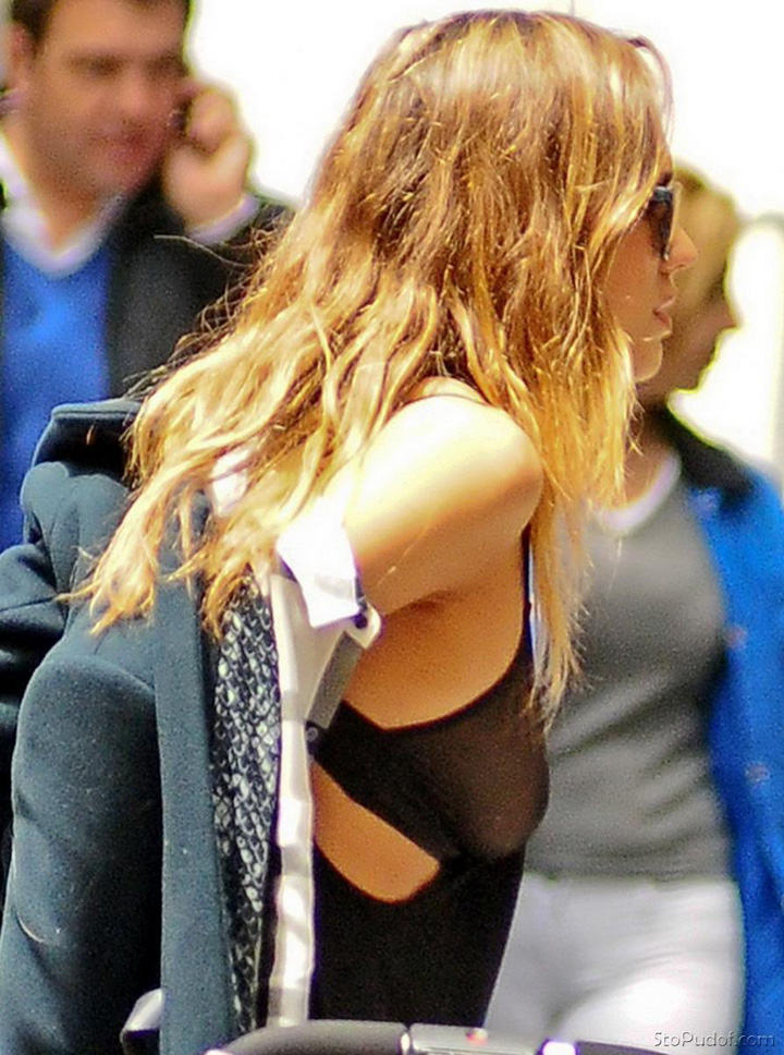 Раздетая Джессика Альба