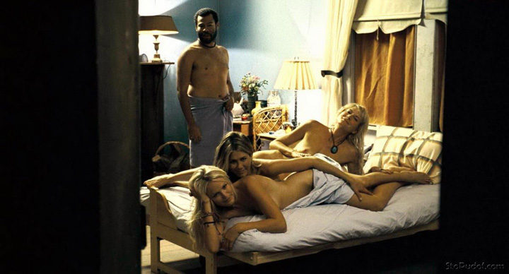 Обнаженная Дженнифер Энистон