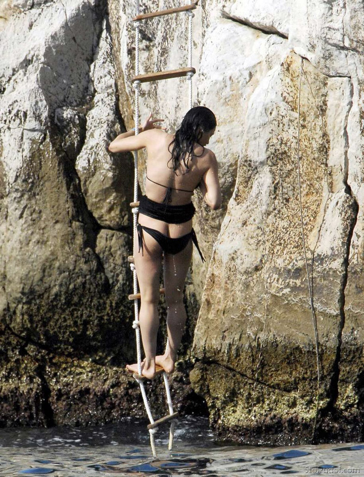 Фото обнаженной Мишель Родригез