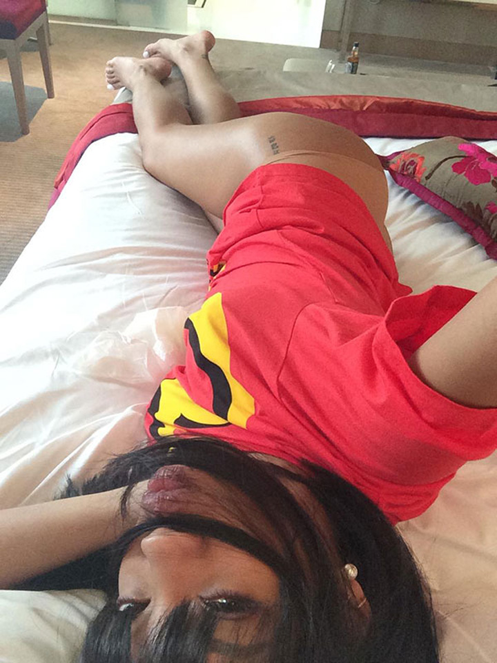 Фото голой Рианны