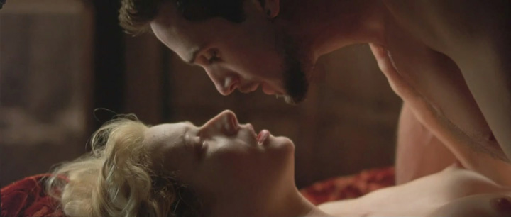 Обнаженная Гвинет Пэлтроу